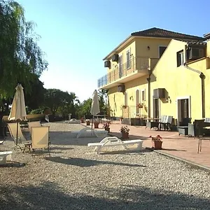 Oasi Del Fiumefreddo Włochy