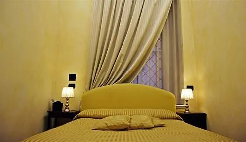 Cenci Bed & Breakfast Fontana Di Trevi Roma Casa de hóspedes